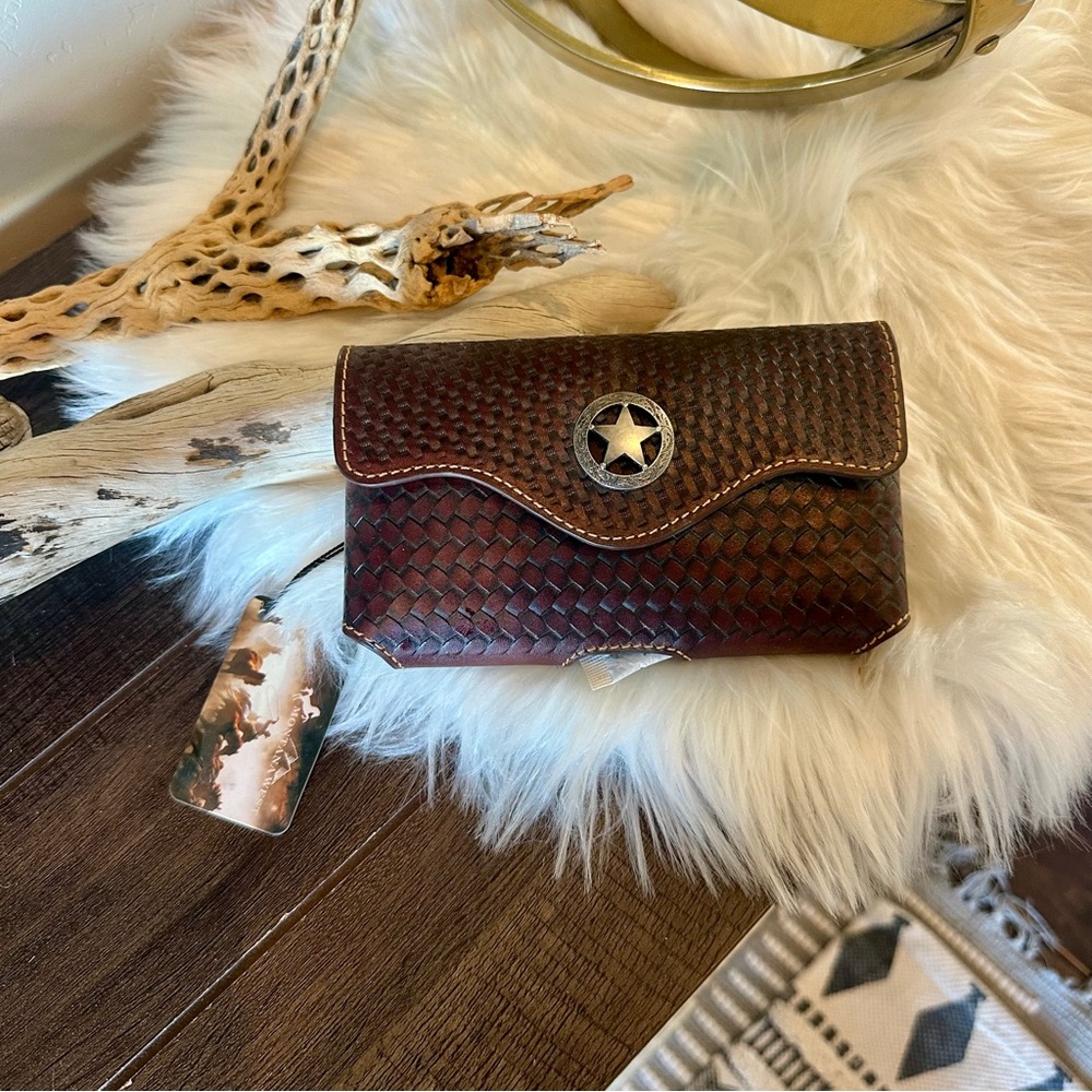 Montana West  Phone Holster Braided genuine Leather Belt Loop 6.75 X 4”